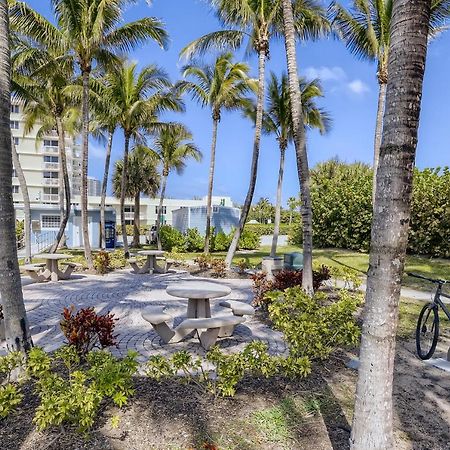 Апарт готель Singer Island Stunner 2 Br Палм-Біч-Шорс Екстер'єр фото